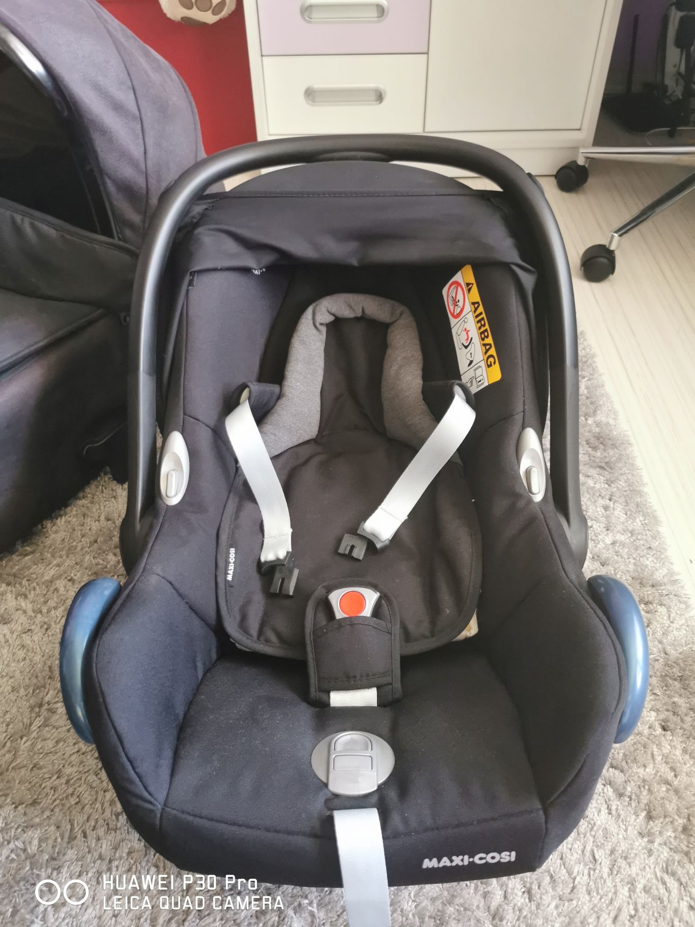 Кошница за кола 0-13кг.  maxi cosi isofix