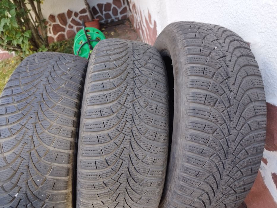 Зимни гуми 205/55/16 Good Year Ultra Grip 9+ .40 лв бр.