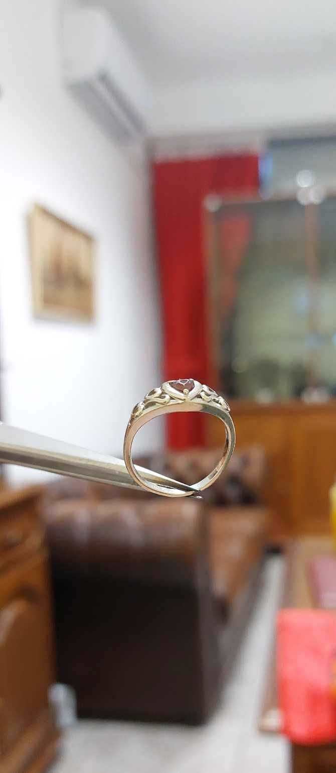Заложна къща ГАЛЕРИЯ 65Златен пръстен с Аметист  - ! ! ! ЗАЯВЕН ! ! !