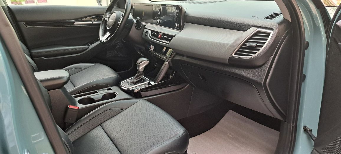 KIA Seltos 2023 й Style. СРОЧНО !!!