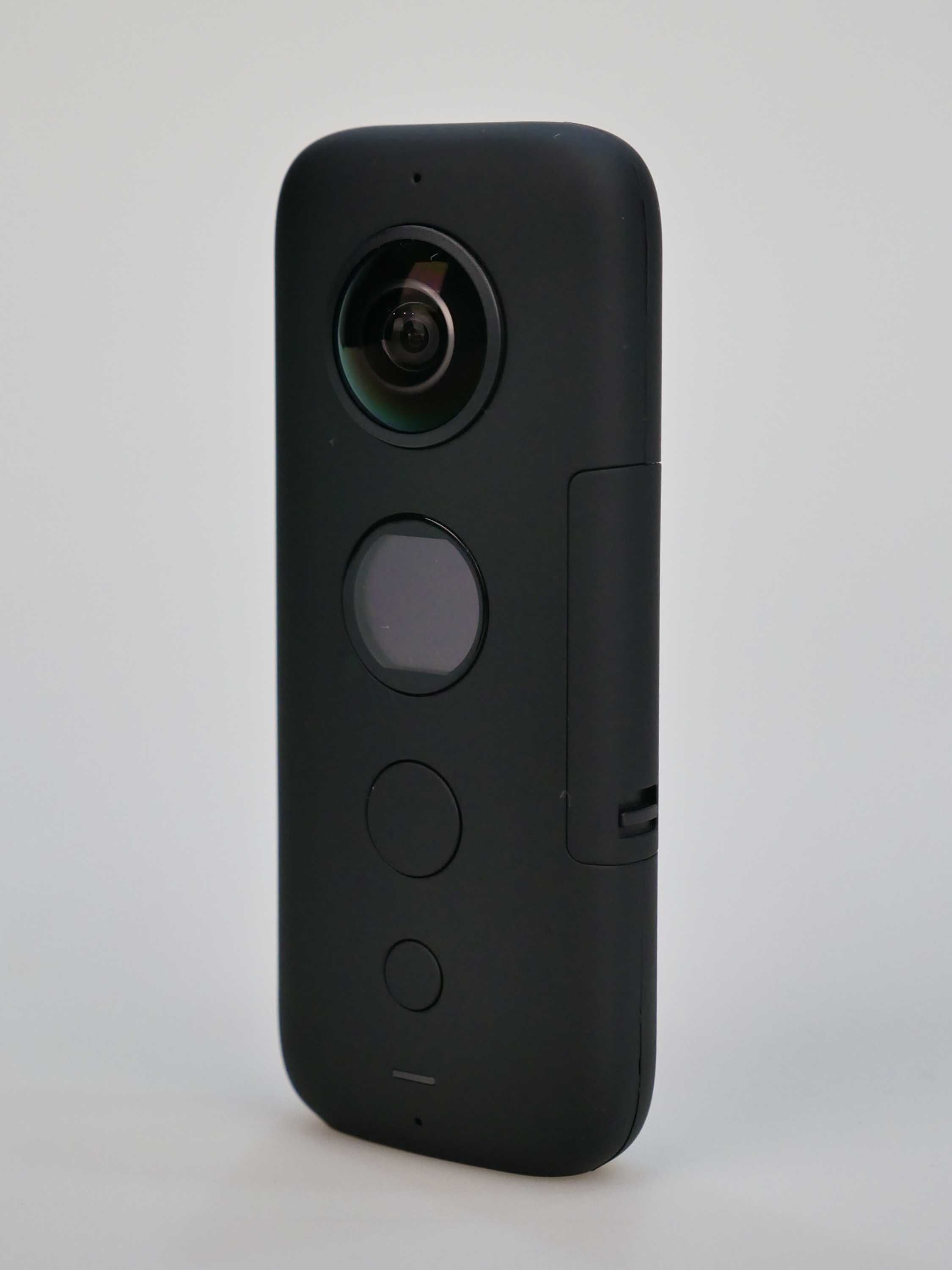 Insta 360 One X - camera panoramica / de actiune / tur virtual