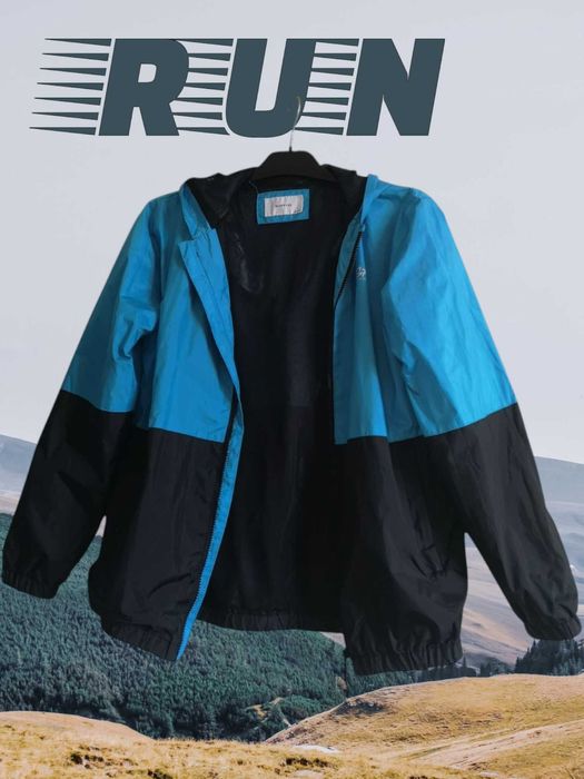 Яке спортно, не ползвана  Reserved Полша