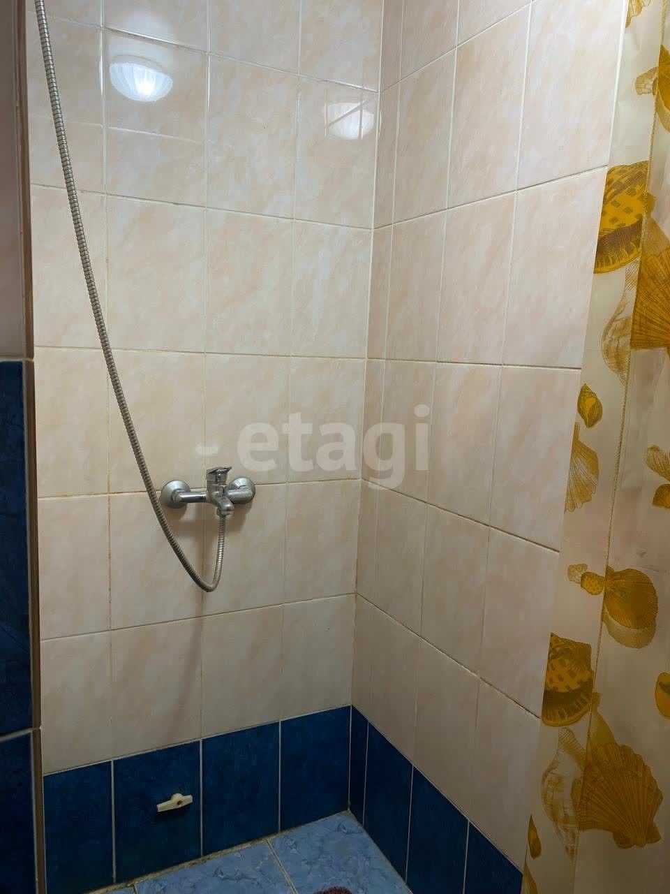 Продам 2 комнатную квартиру в 19 районе Дом быта