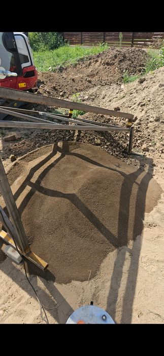 Pământ vegetal cernut fin – ideal pentru gazon, flori, grădini