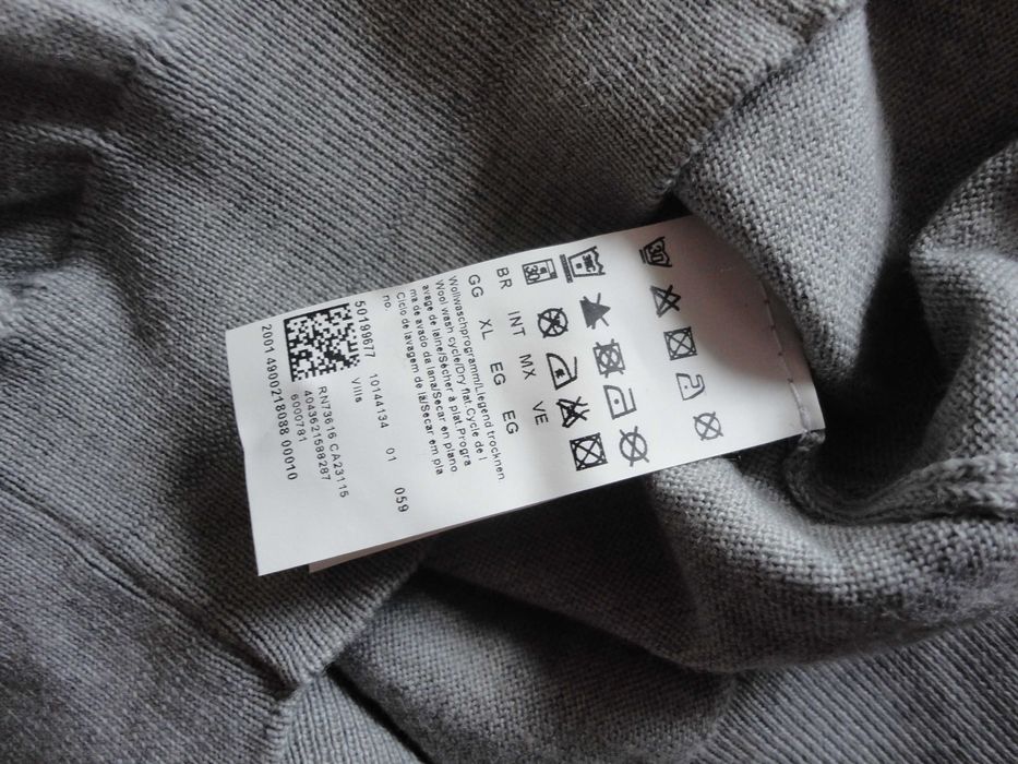 Hugo Boss/L/100% вълна/мъжки пуловер