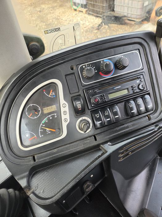 Buldoexcavator Jcb 3cx 2014