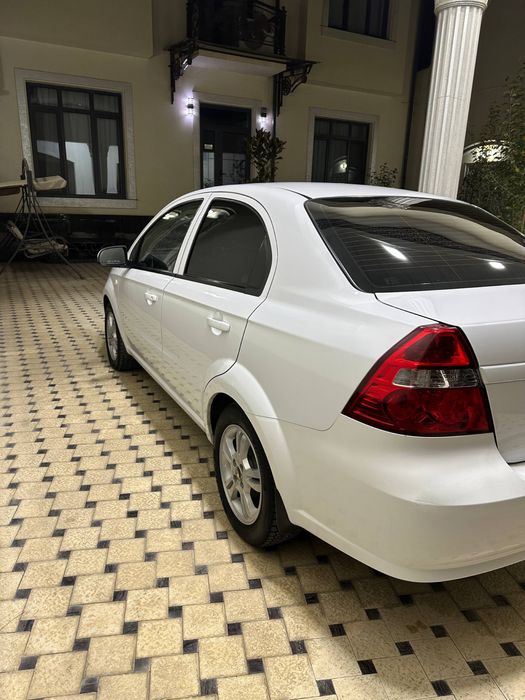 Продаётся нексия 3 автомат