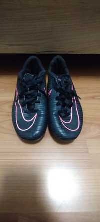 Ghete football Nike Mercurial