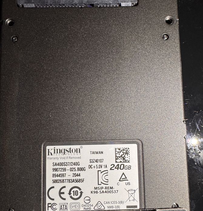 SSD Kingston A400 240GB – Stare excelentă, testat