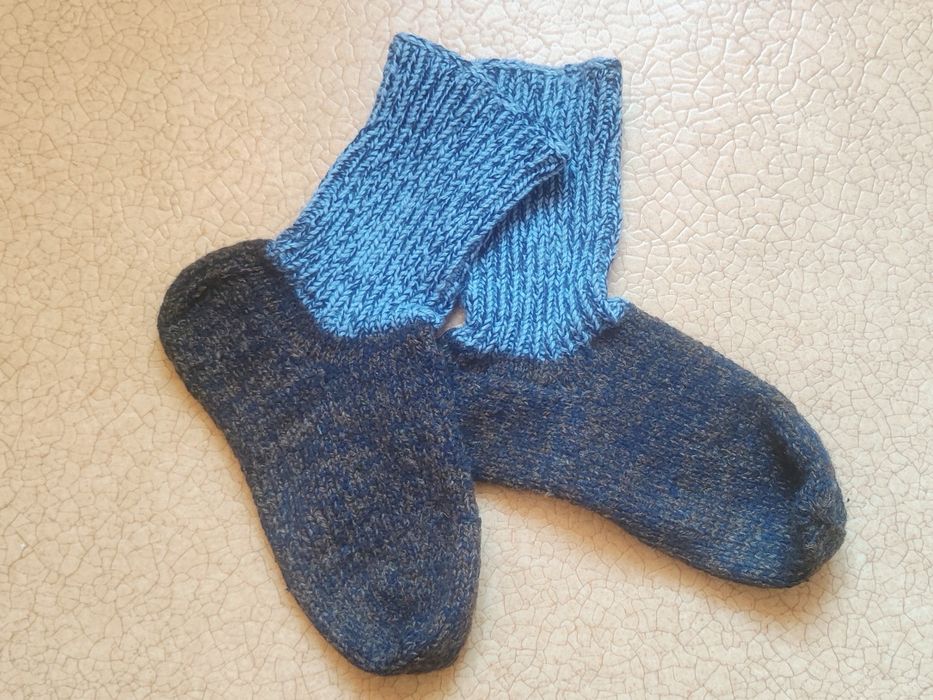 Нови мъжки чорапи 100% вълна !