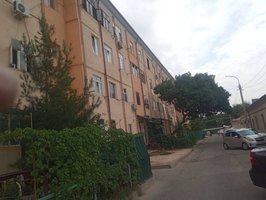 Продается 1-комнатная квартира, бывш. общежитие, Карасу-6, обл. Гаи