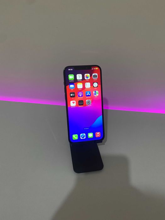 iPhone 12 Pro Max -256 GB (pentru reparat ) placa de baza buna !