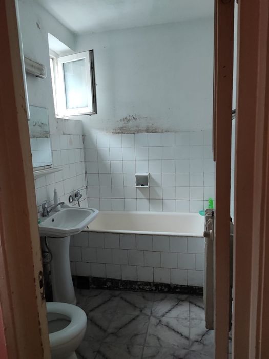 Vând Apartament 3 camere - Craiova