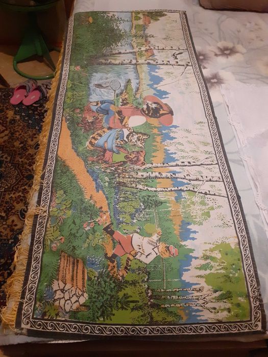 Продам коврик настенный гобелен СССР (винтаж)