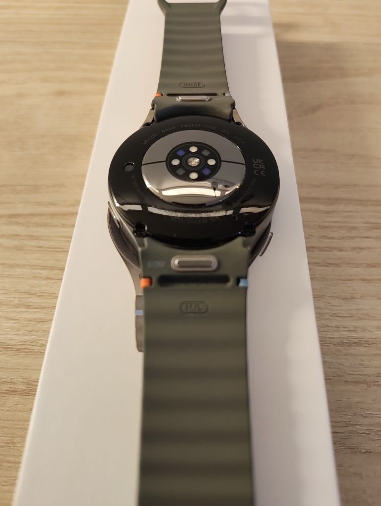 Samsung Galaxy Watch 7 44 mm - Перфектен!