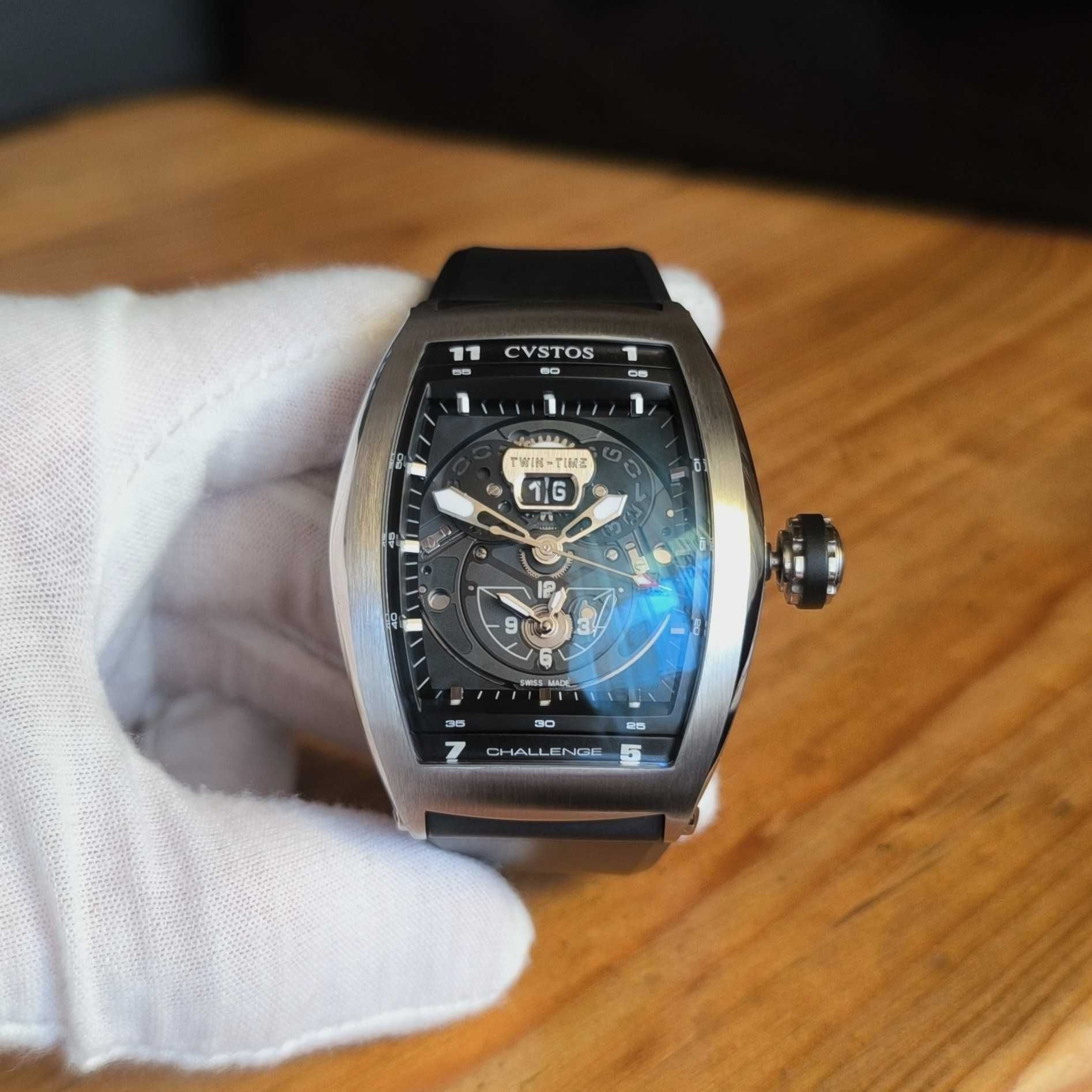 Cvstos Challenge Twin-Time