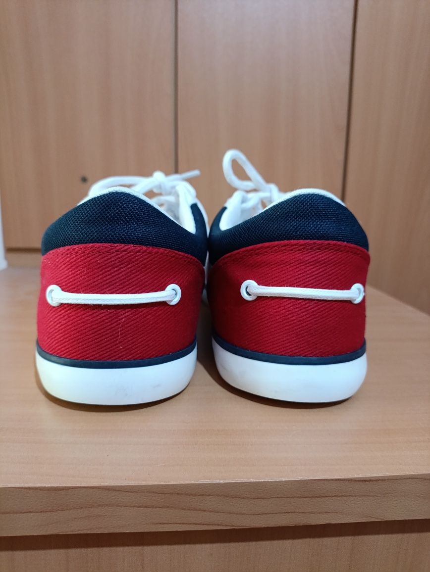 Lacoste - нови,  н. 44
