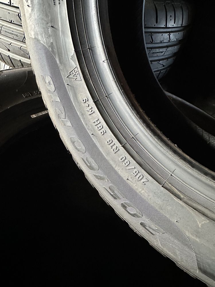 4 anvelope pirelli noi 0 km 205 60 16