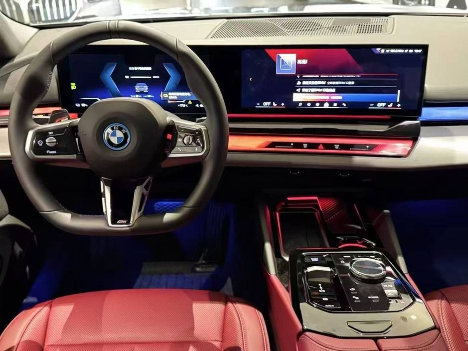 BMW  i5 edrive 35l sport