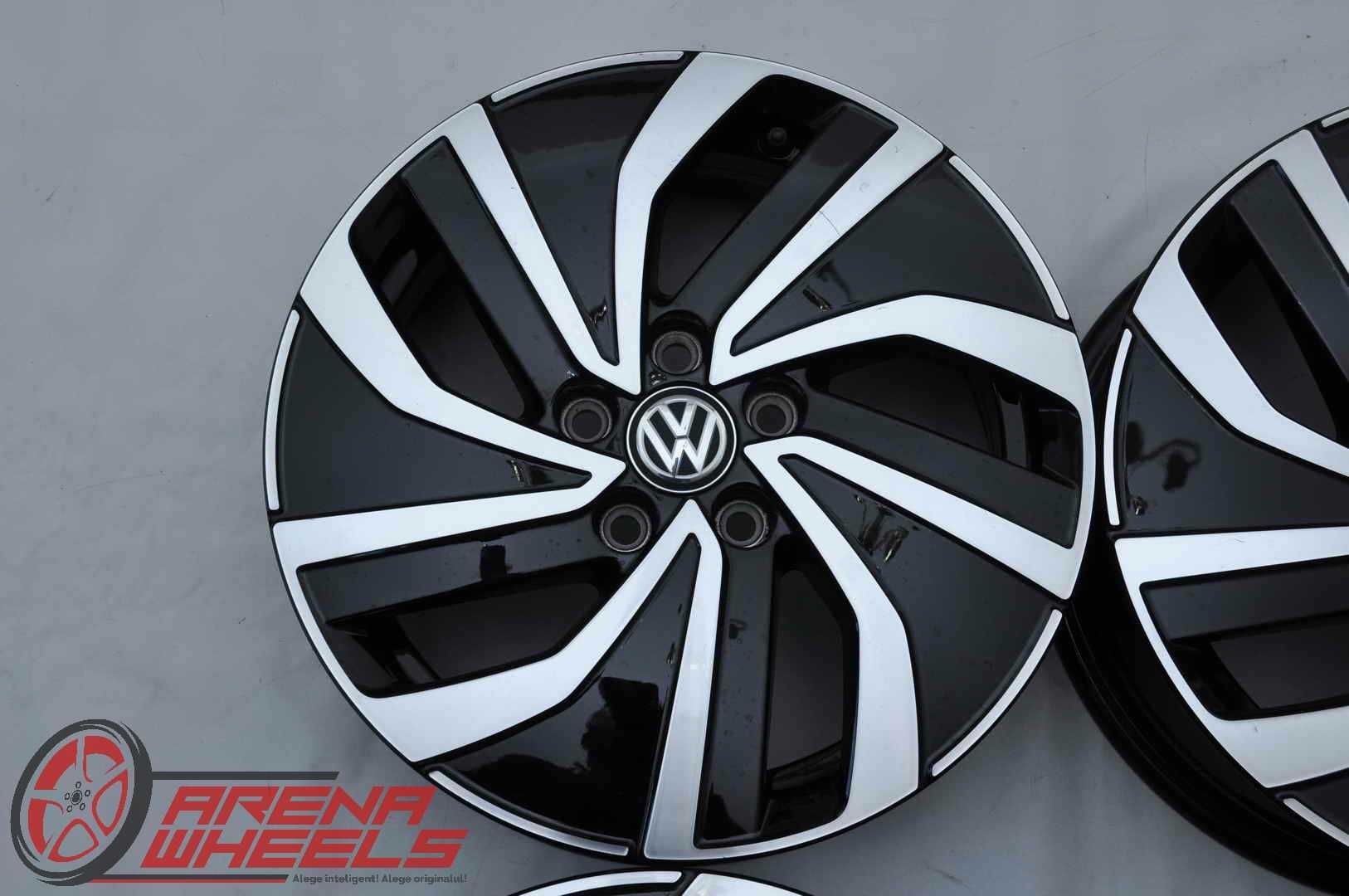 Jante Noi 15 inch Originale VW Polo 6 2G 5x100 R15 Essex Bicolor