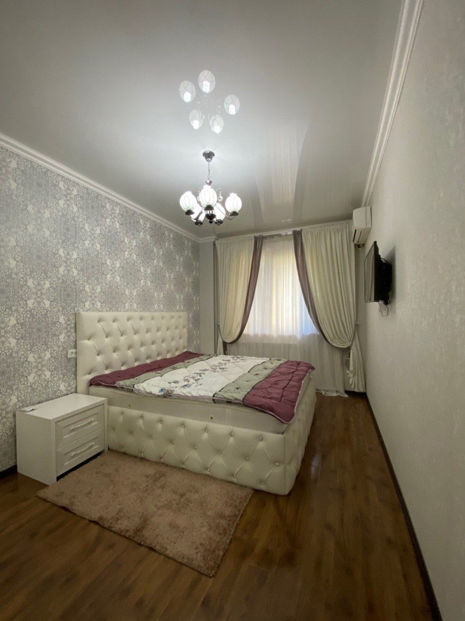 2 ком. Чехова. Ойбек. Аренда.