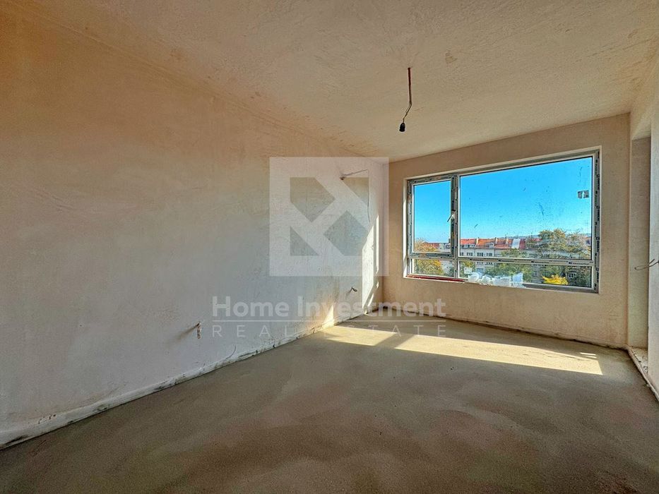 Продава се Тристаен апартамент в Варна, Център - 102 кв.м за 2156 €/кв.м - Снимка #7