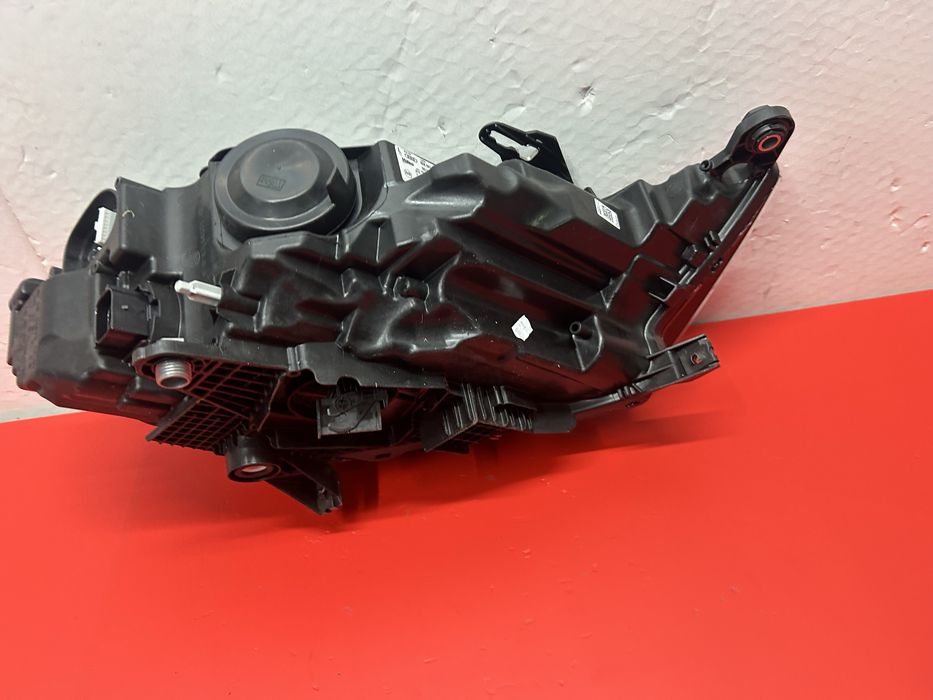 Far Audi A1  82A full led 2018-2022 stanga