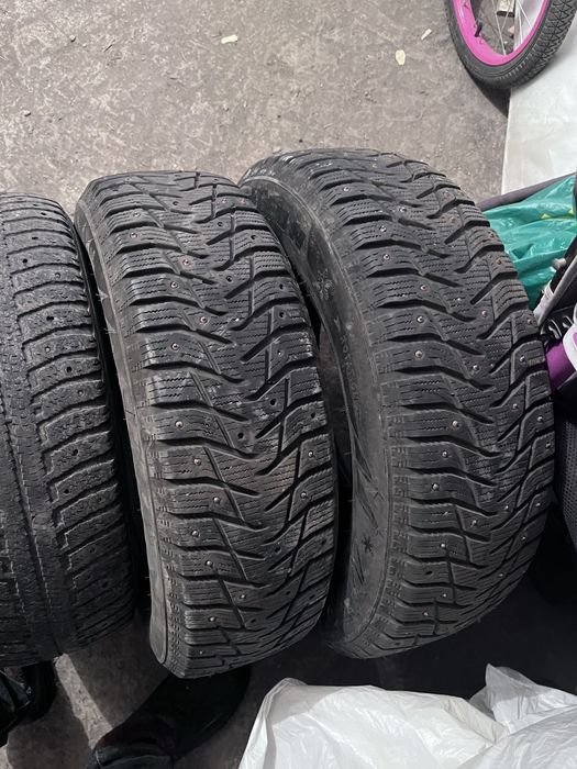 Продам зимние шины