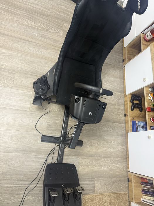 Scaun playseat + Logitech g923+ Schimbator