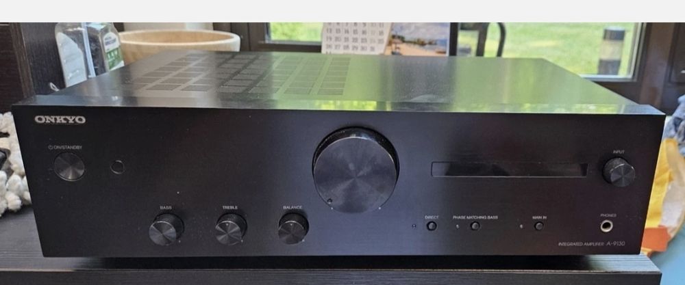 Vând AmplificatorOnkyo A-9130.