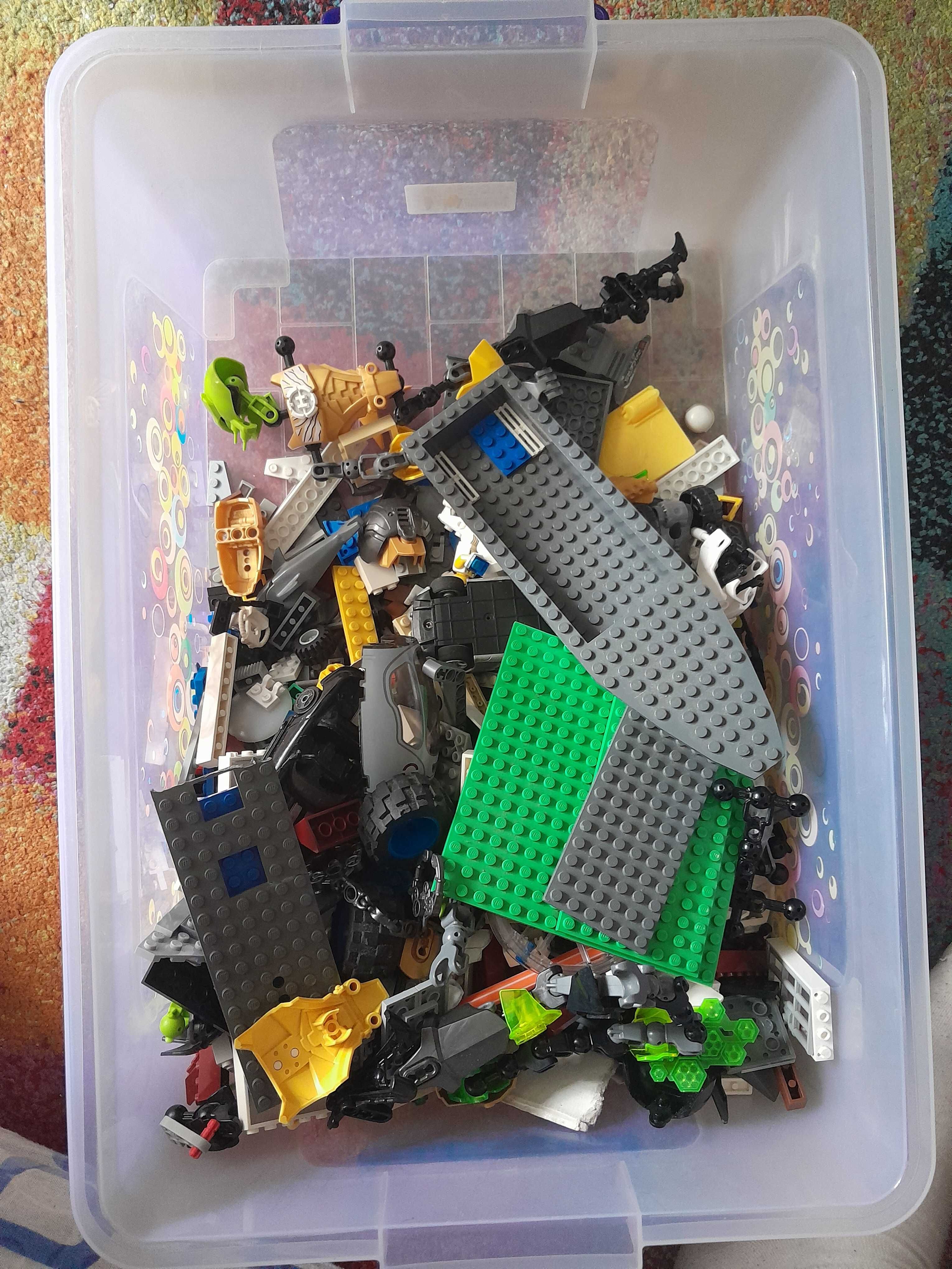 Lego diferite seturi original 100lei/kg