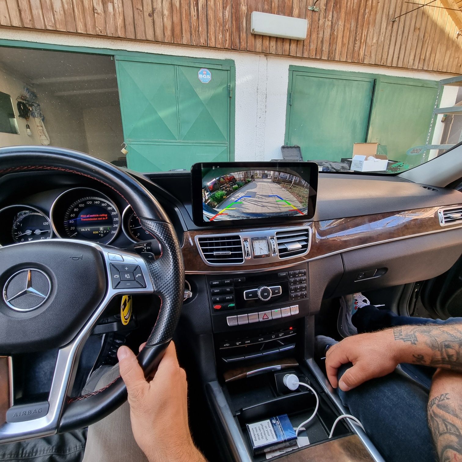 Navigatie android Mercedes E Class W212 Carplay Waze YouTube