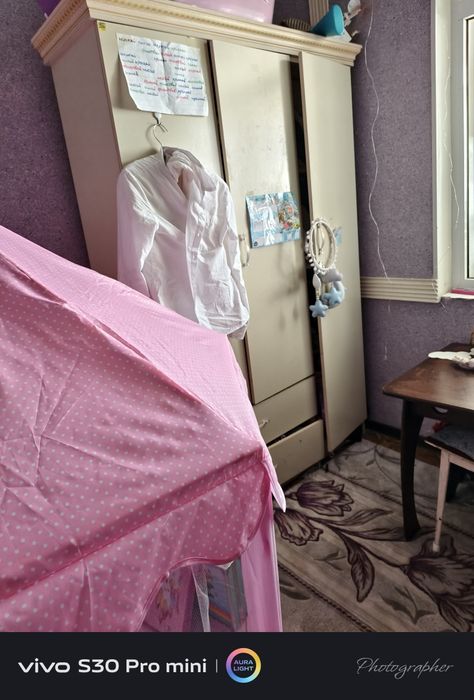 Кровать детская и шкаф