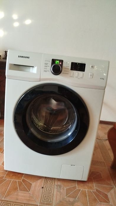 Продается Стиральная машина Самсунг 6кг