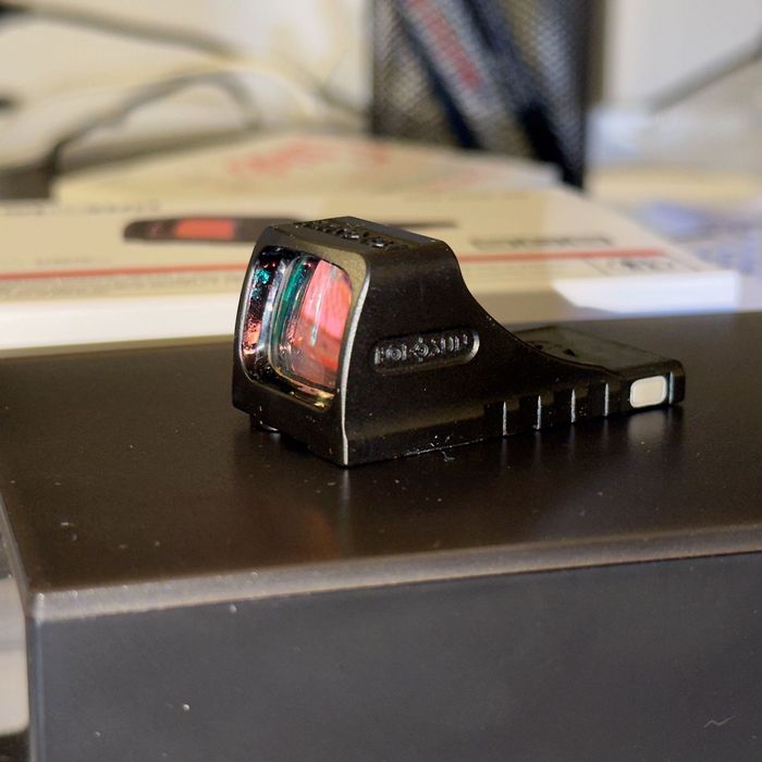 Holosun SCS amprenta Glock MOS plus OpticGuard