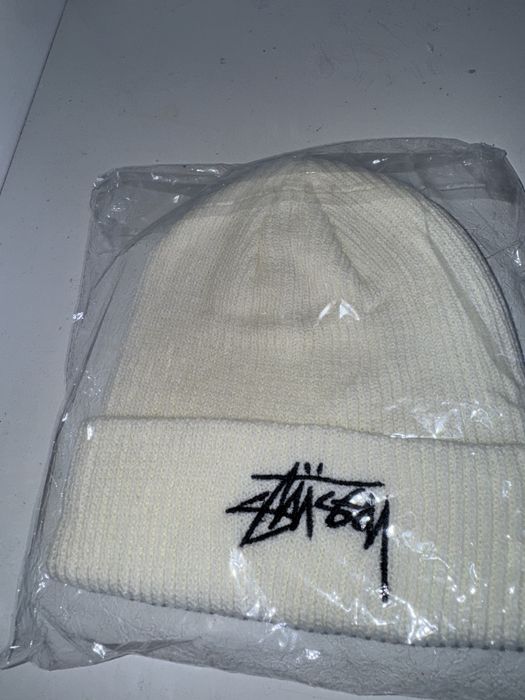 caciula stussy alba