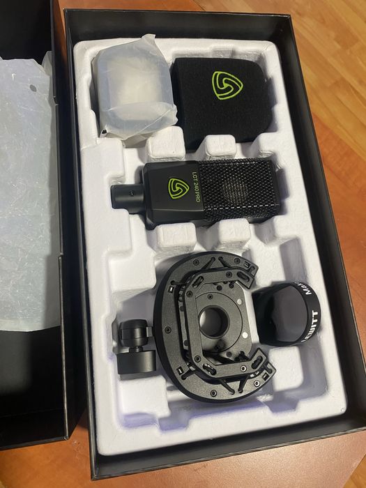 Vind microfon Lewitt LCT 240 pro plus stativ