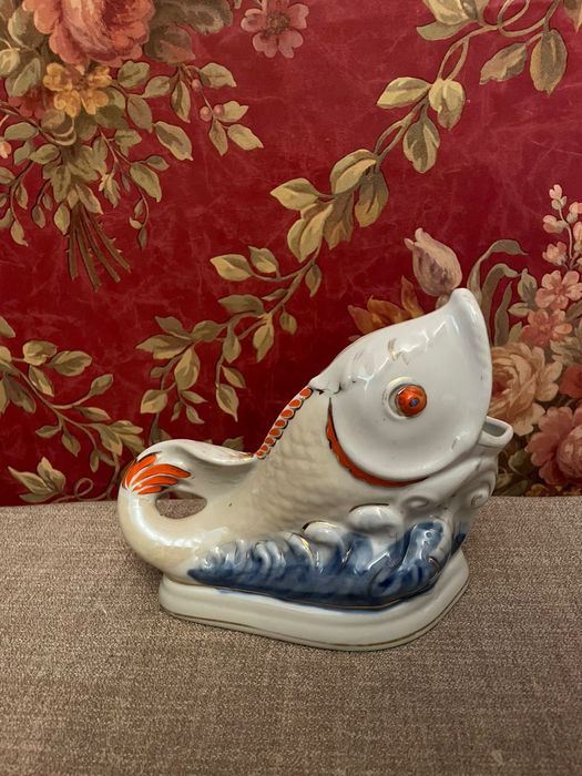 Статуэтка ссср рыбка Коростень фарфор