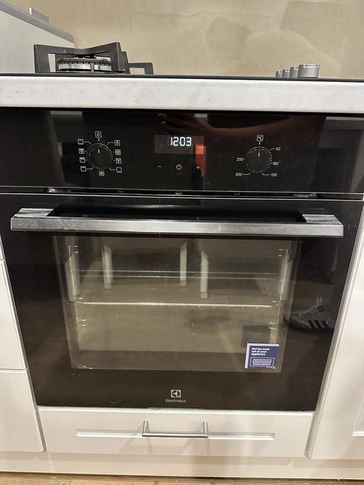 Cuptor si plita Electrolux