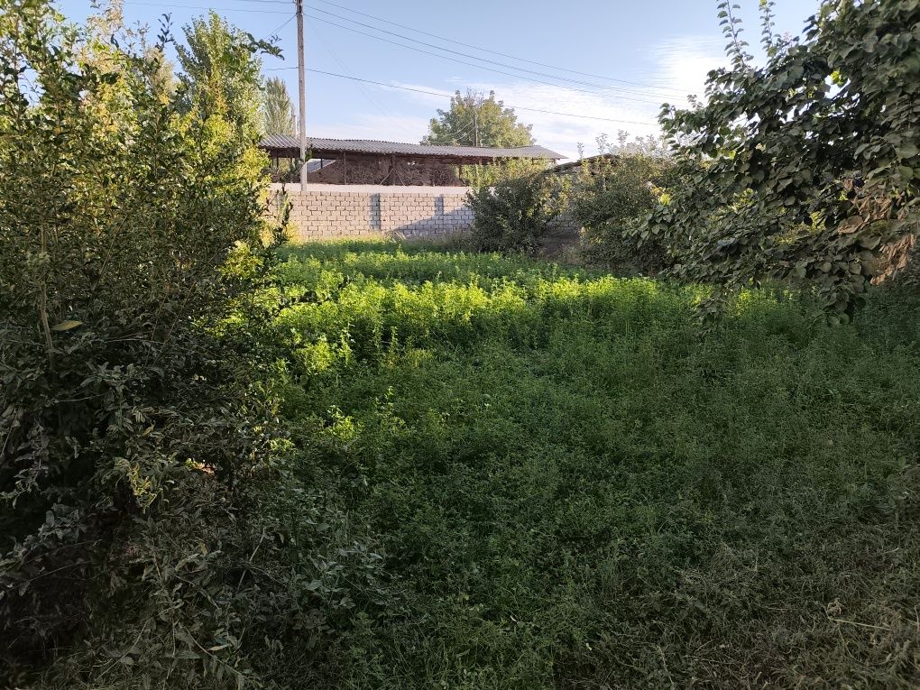 Участка сотилади 4 соток(продам участку 4 соток)