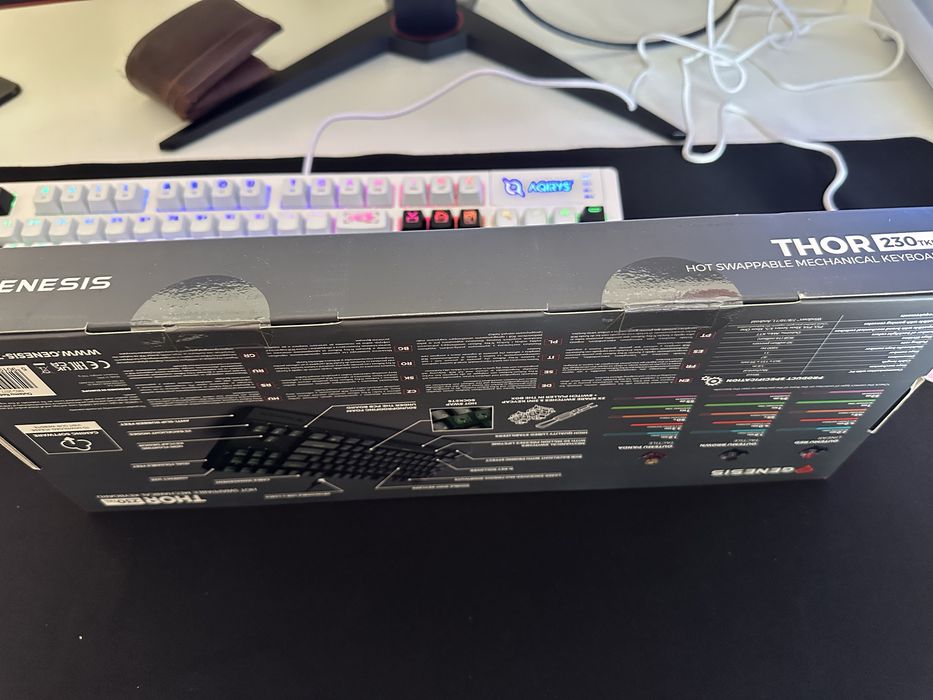 Tastatura mecanica gaming Genesis Thor 230 TKL