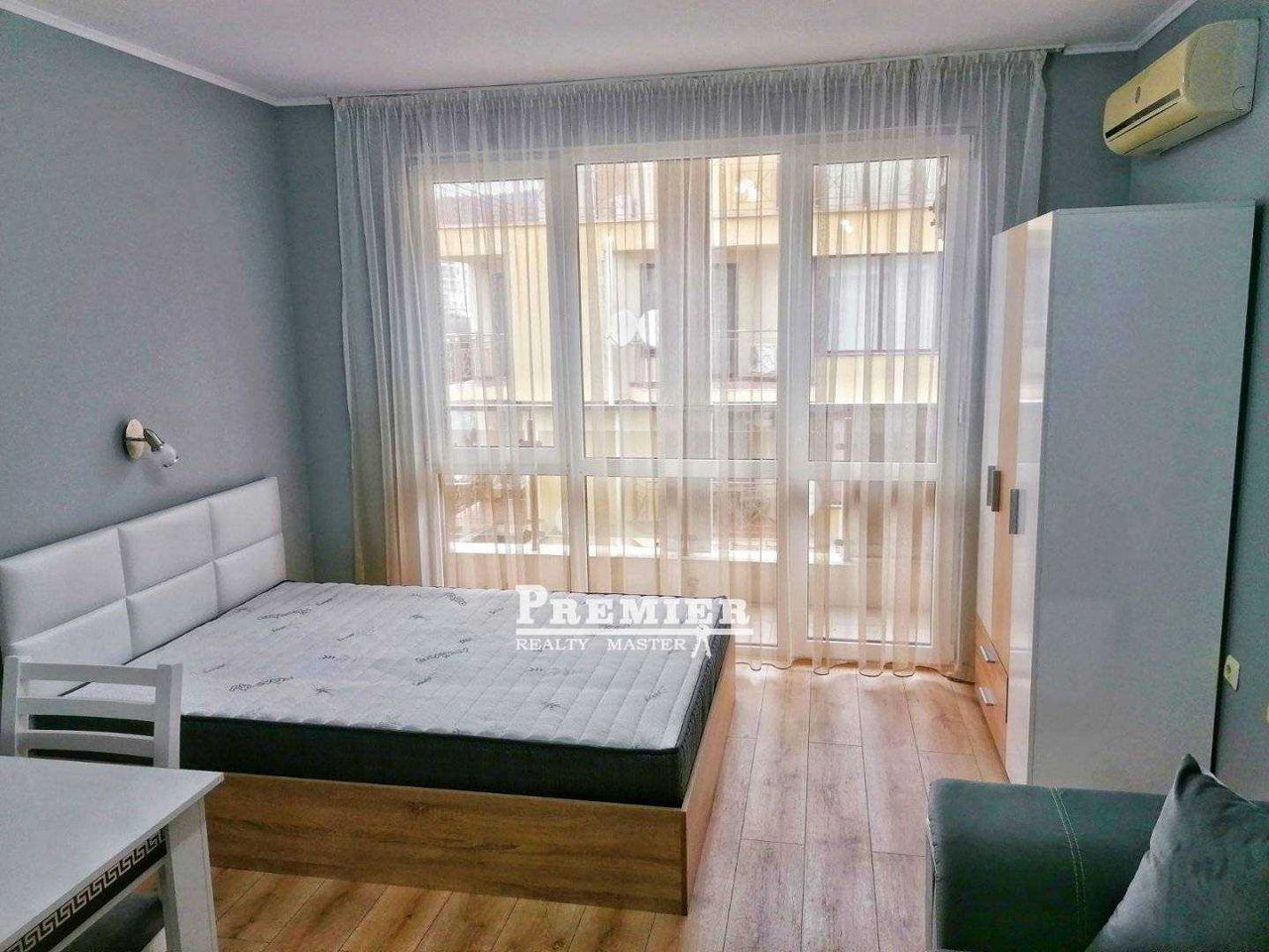 Продава се Едностаен апартамент в Бургас, Акациите - 47 кв.м за 1075 €/кв.м - Снимка #1