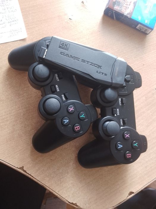 Продам игровую флешку