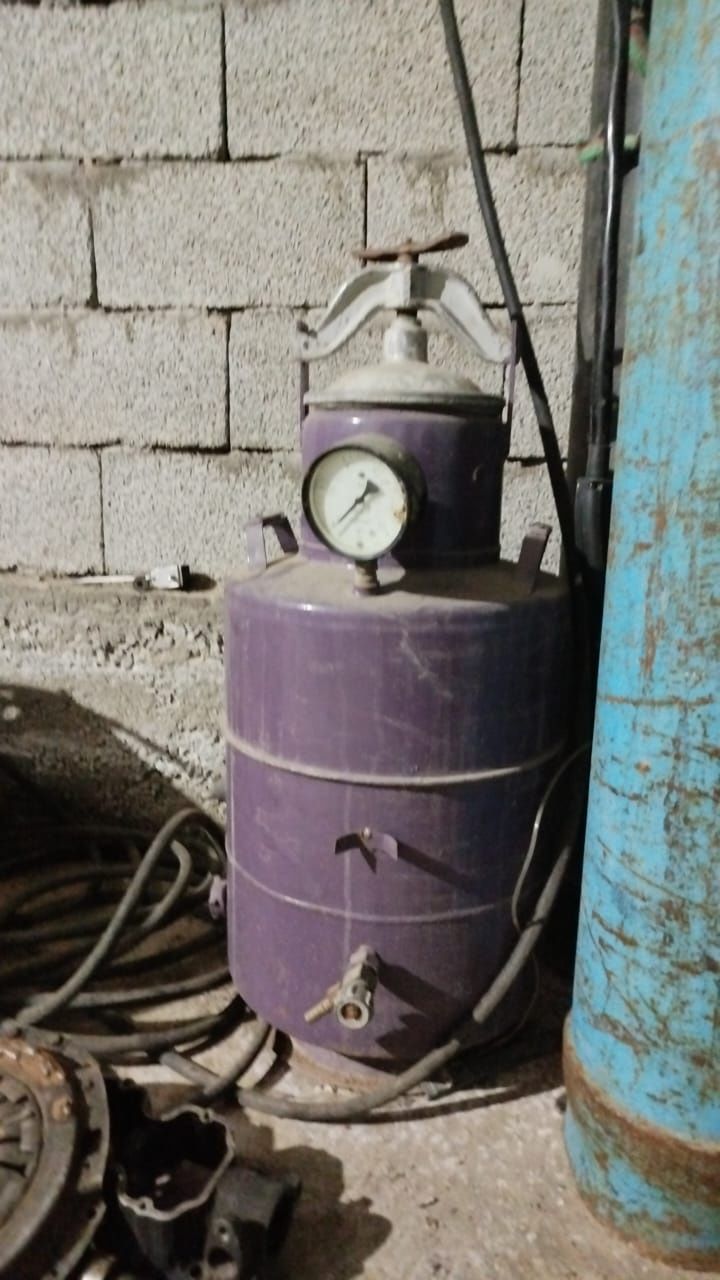 Токарный станок ..
