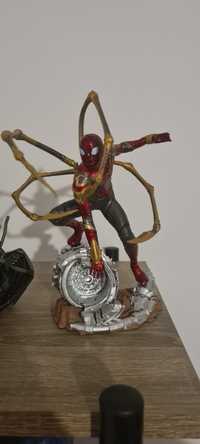 Figurina Spider-man  infinity war fara cutie