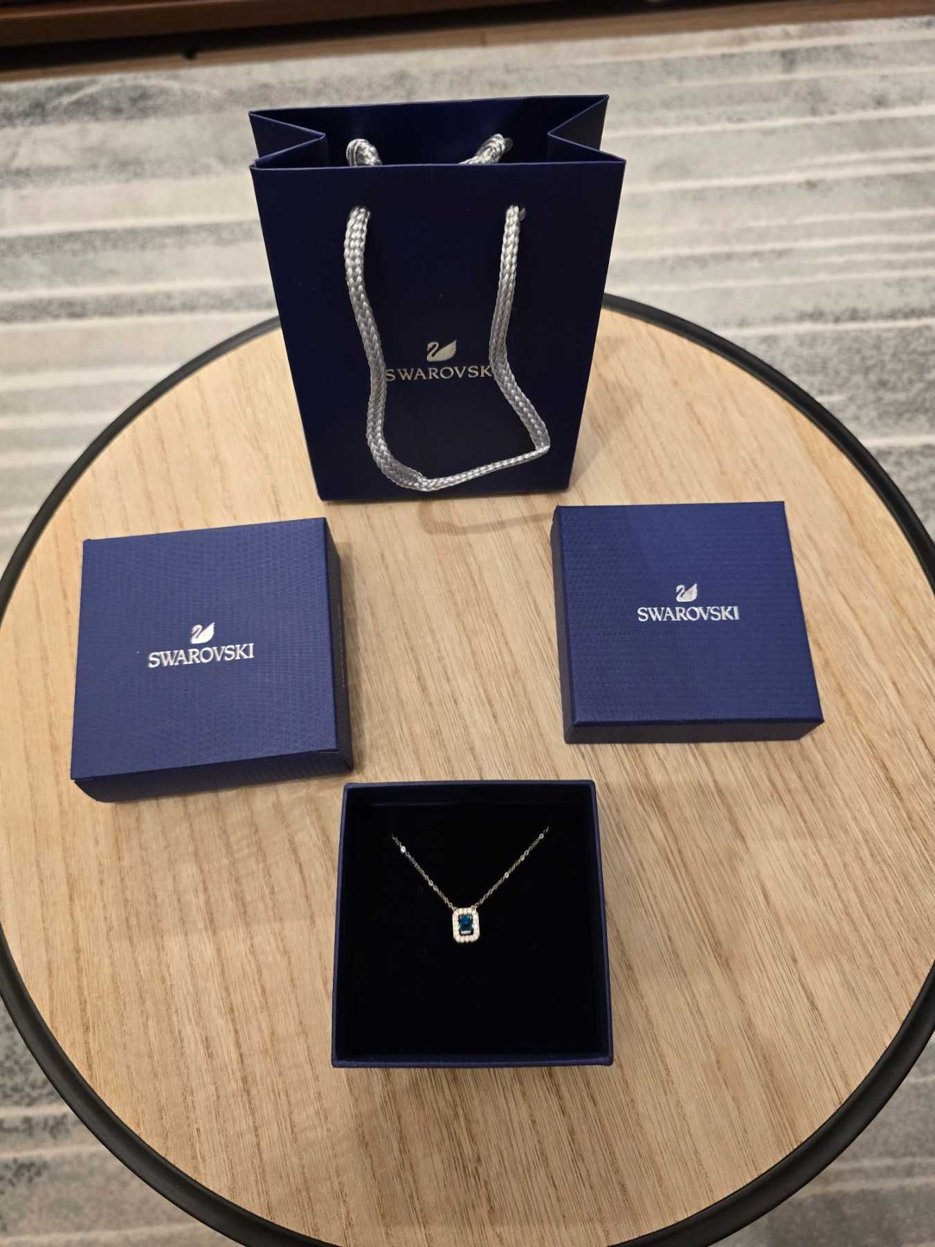 Lantisor Swarovski Piatra Miscatoare ~ Nou