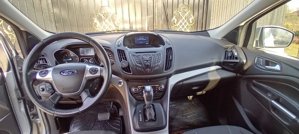 Vând Ford Kuga second hand