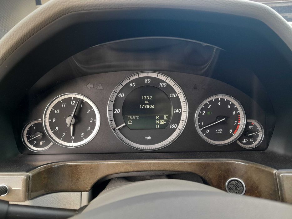 Мерцедес Е550 - 388 к.с.