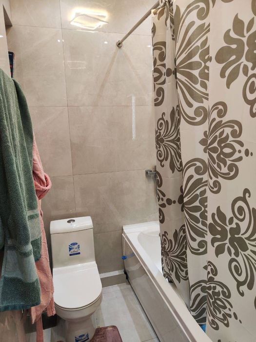 Продаётся 3-х комнатная квартира на Новомосковской