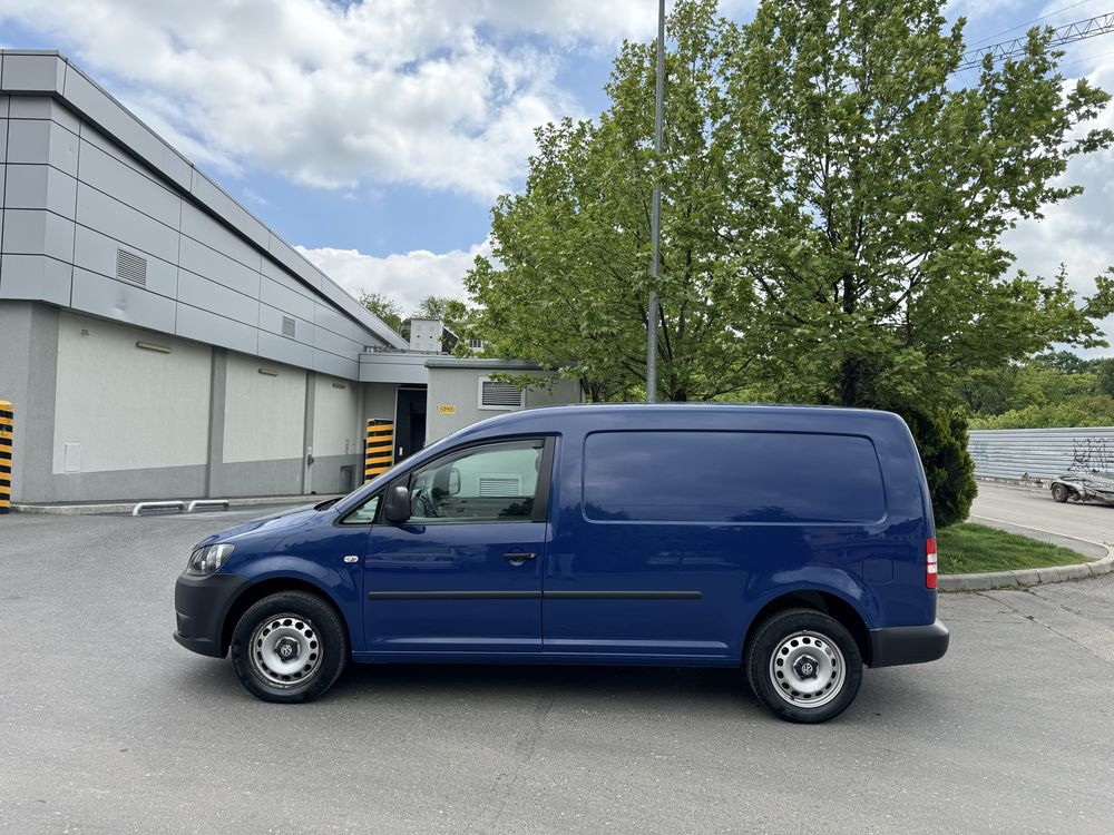 Volkswagen caddy-Maxi/2,0 TDI-140 cp/euro 5/stare buna!